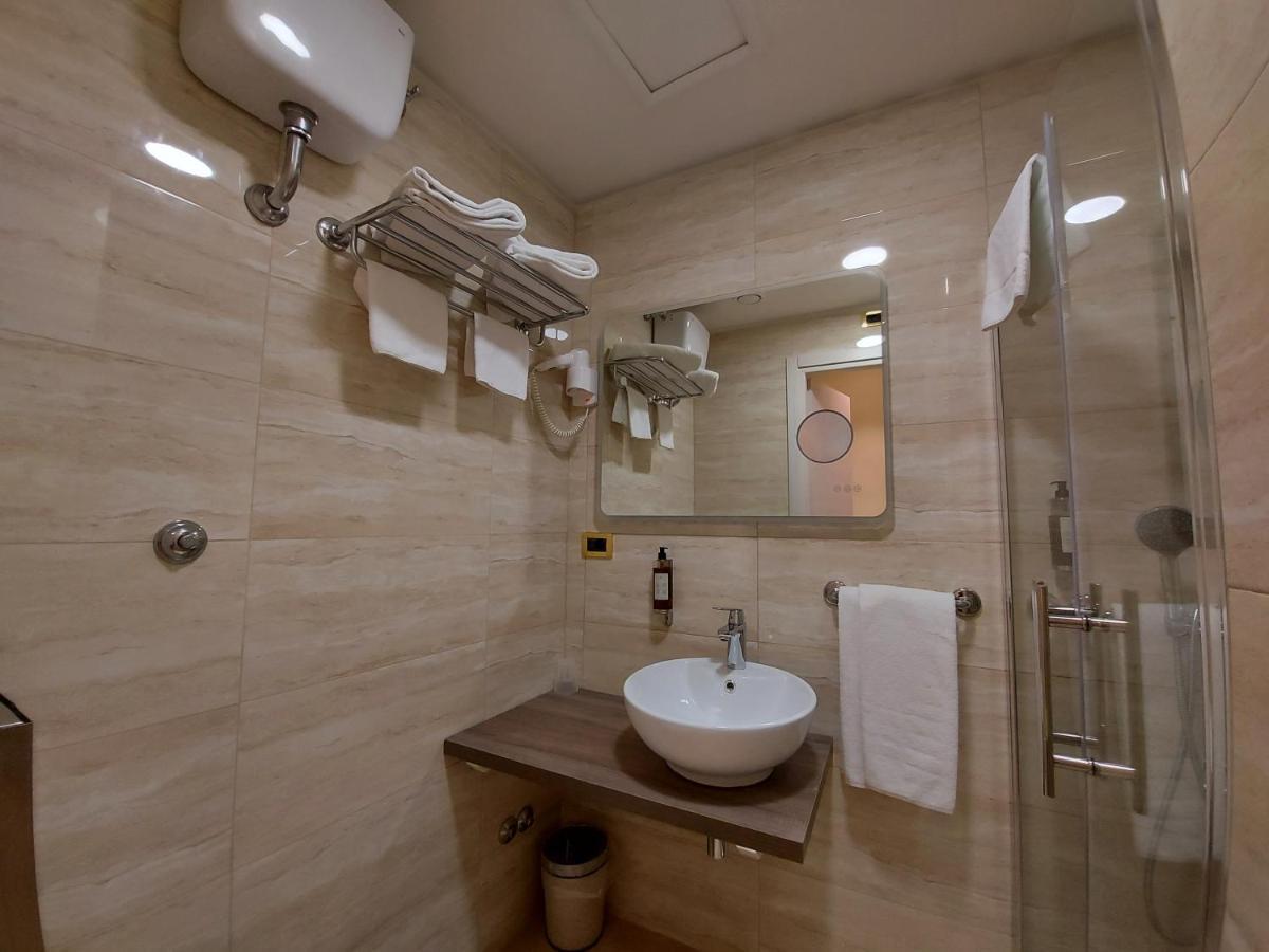 Piave41 Hotel โรม ภายนอก รูปภาพ